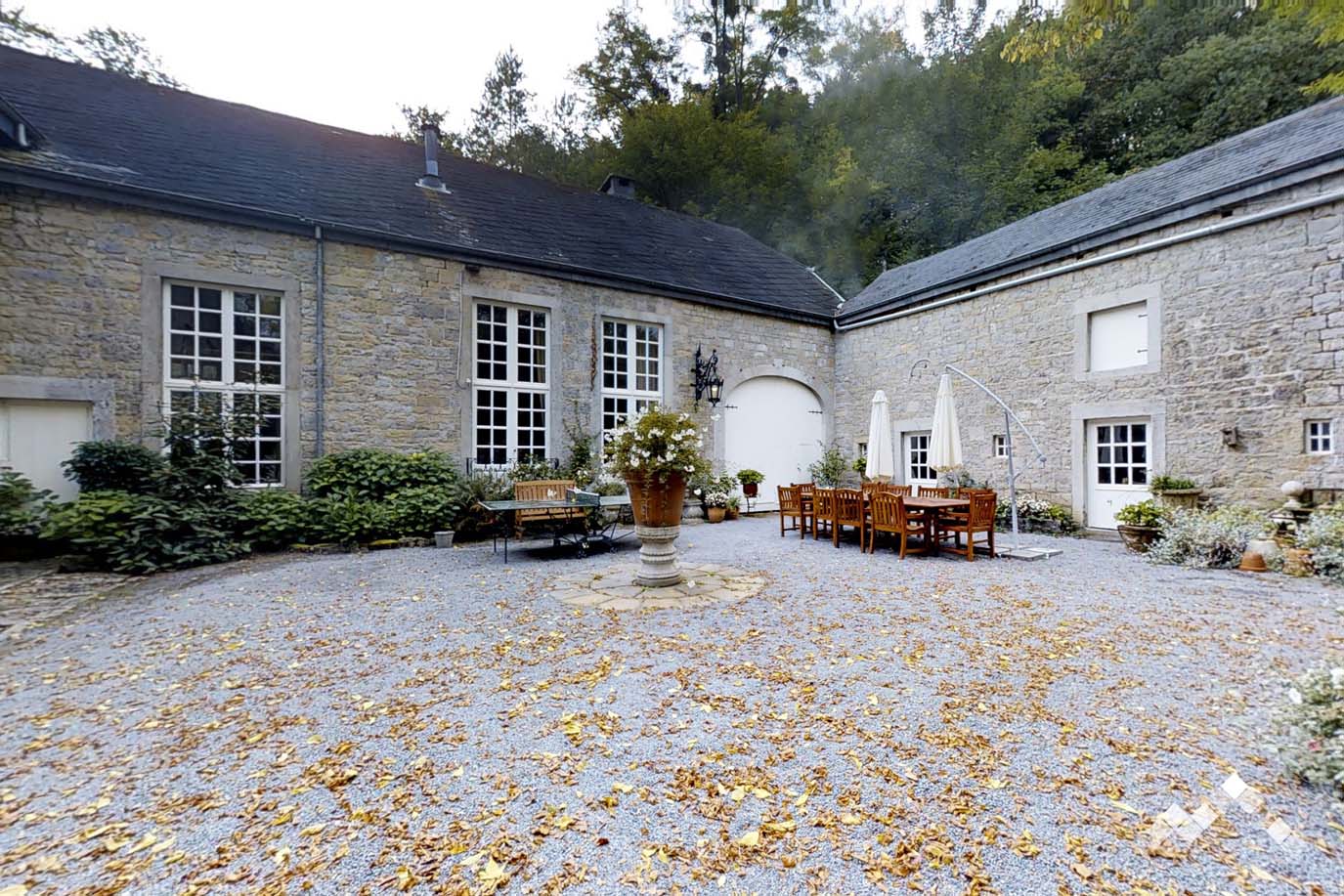 LE RELAIS -11