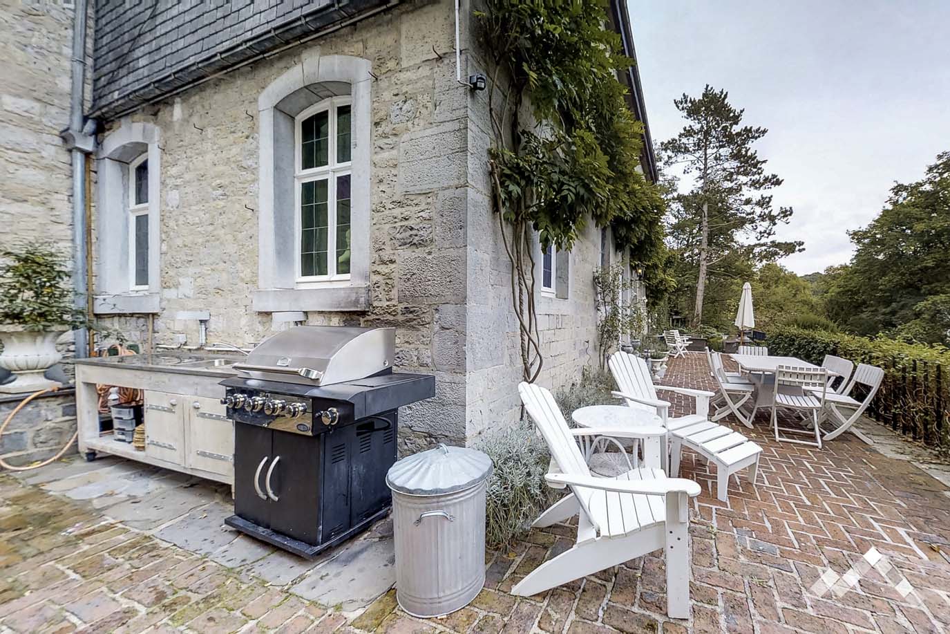 LE RELAIS -12