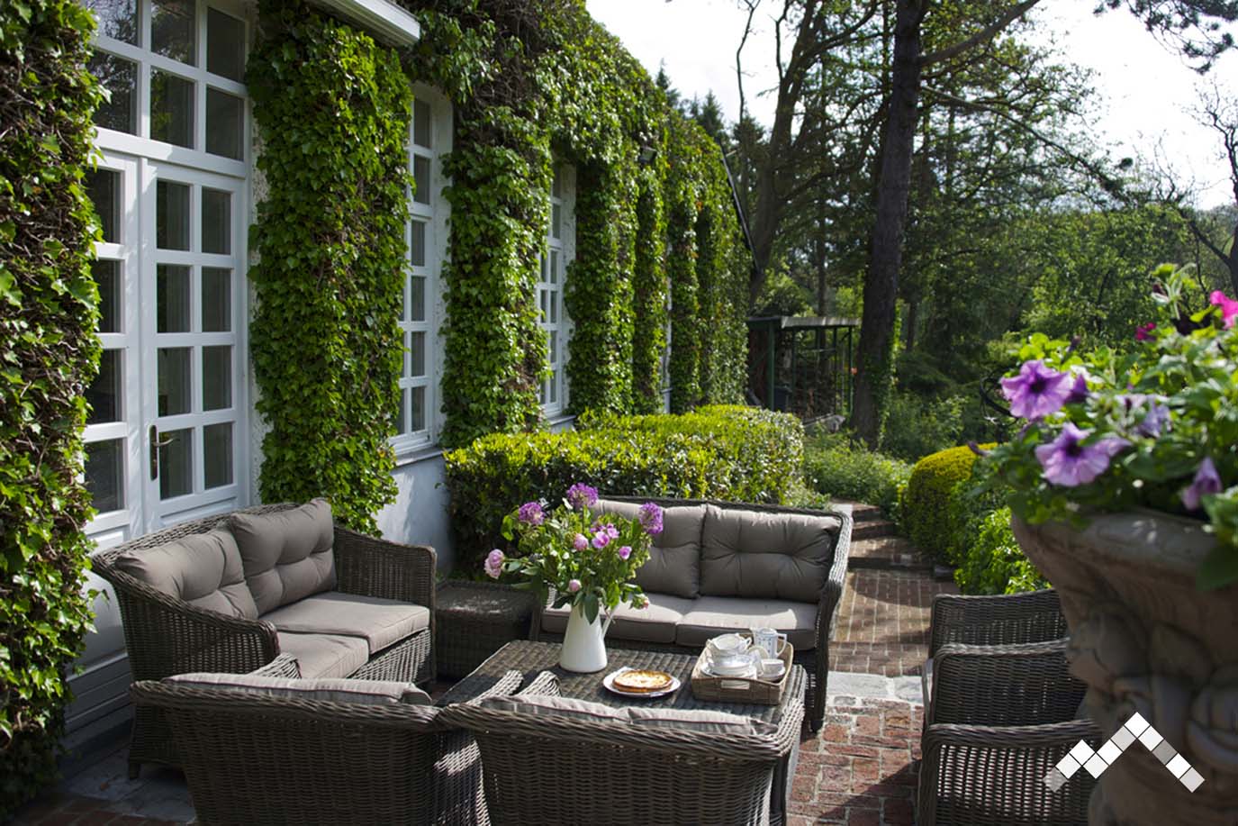 LE RELAIS -17