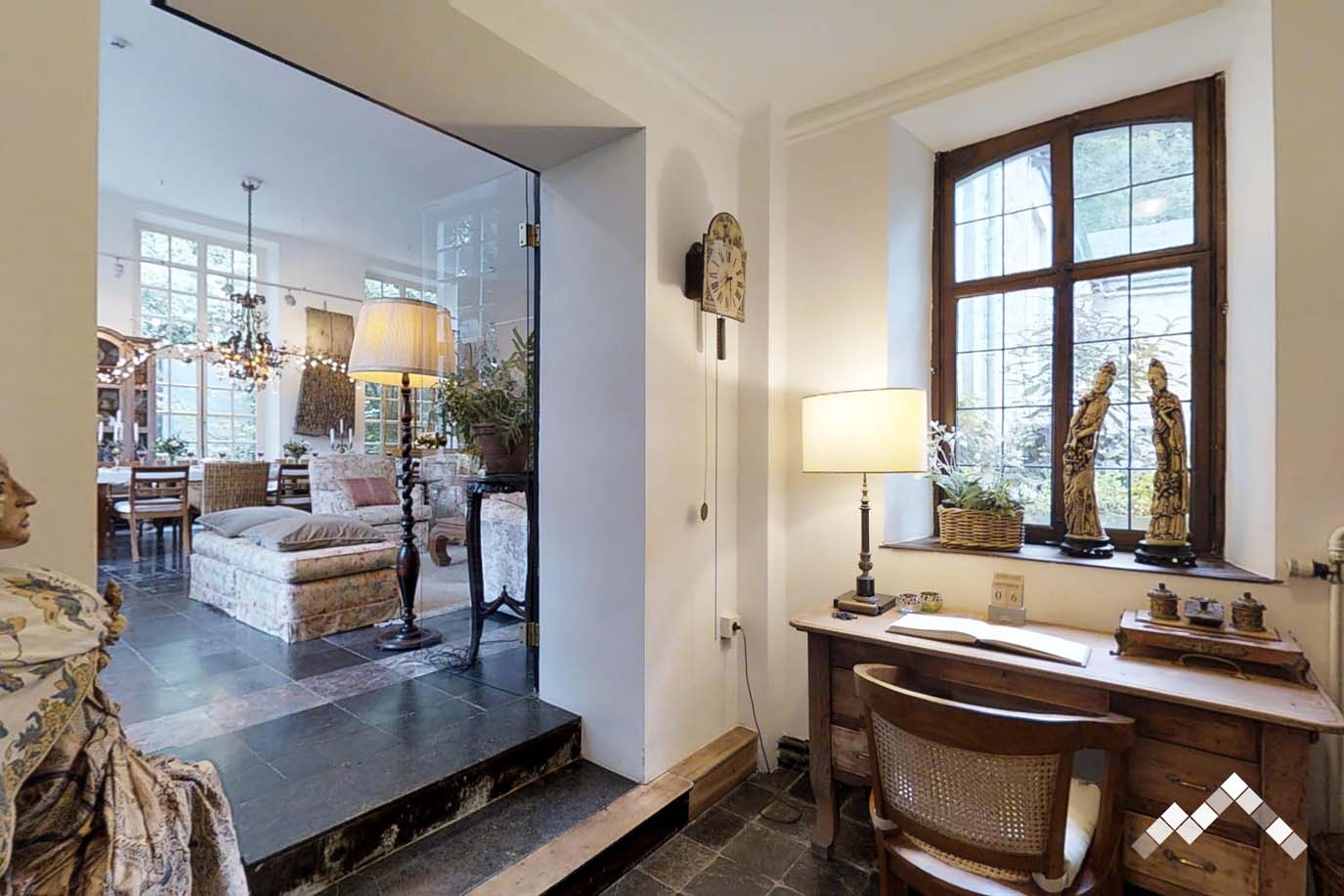 LE RELAIS -23