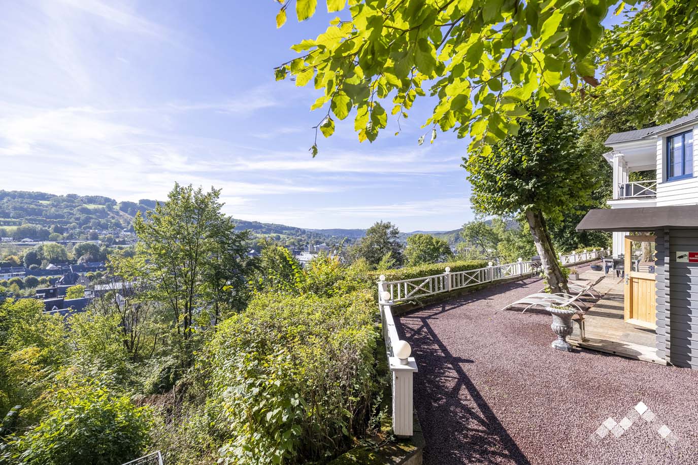LE HAUT LIEU-34